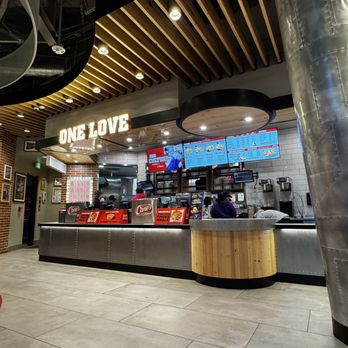 Raising Cane's Chicken Fingers - Inside - Fast Food Near Me - Universal City, California Raising Cane's Chicken Fingers - Inside - Fast Food Near Me - Universal City, California