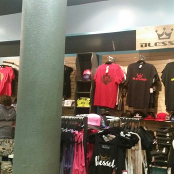 The Blessed Life - Women's Clothing Near Me - Kaneohe, Hawaii The Blessed Life - Women's Clothing Near Me - Kaneohe, Hawaii