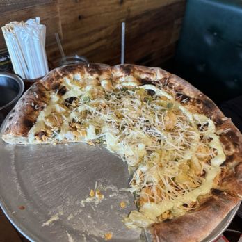 JJ Dak - Snow Garlic Shrimp Pizza - Chicken Shop Near Me - Fort Lee, New Jersey