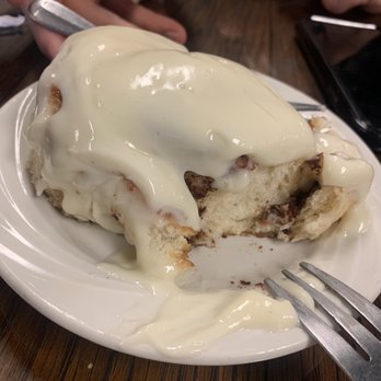 Friendship Coffee Company - Cinnamon Roll - Coffee & Tea Near Me - Savannah, Georgia