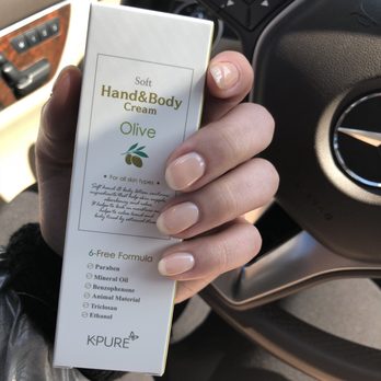 Horizon Nail and Spa - My beautiful nail job and free lotion they gave me after my mani/pedi - Nail Salons Near Me - Edgewater, New Jersey