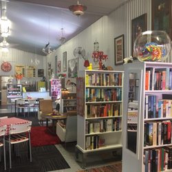 Noelene's Book Cafe