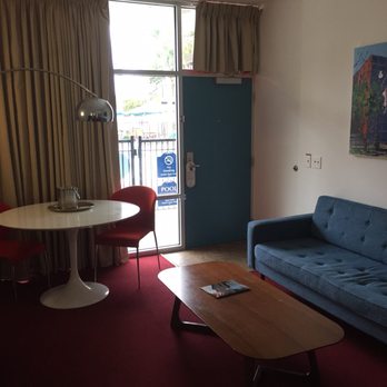 Mother Earth Motor Lodge - Suite - Hotels Near Me - Kinston, North Carolina