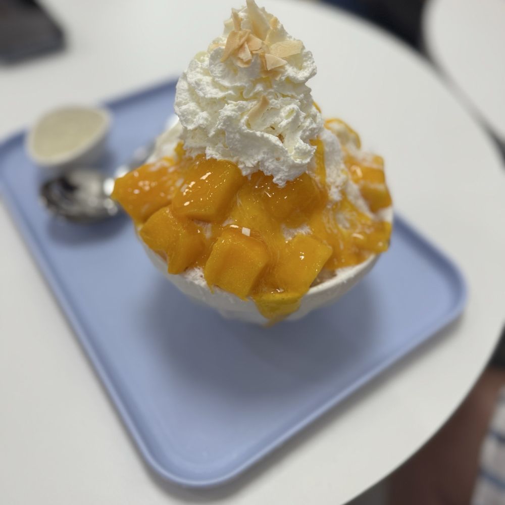 D For Dessert - Mango bingsu - Shaved Ice Near Me - Hollywood, Florida D For Dessert - Mango bingsu - Shaved Ice Near Me - Hollywood, Florida