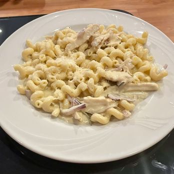 Valeria - Pasta della nonna with rosemary chicken and blue cheese cream sauce - Pizza Near Me - Boerne, Texas Valeria - Pasta della nonna with rosemary chicken and blue cheese cream sauce - Pizza Near Me - Boerne, Texas