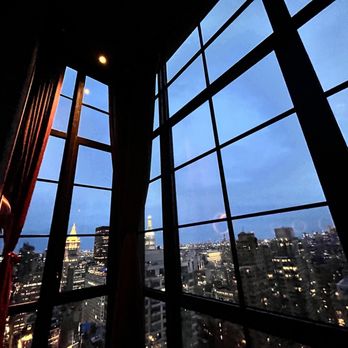 The Fleur Room - Lounges Near Me - New York, New York The Fleur Room - Lounges Near Me - New York, New York