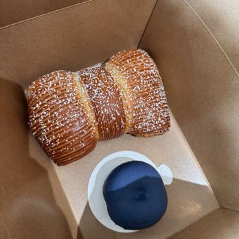 Summer House cafe - Nutella croissant, blueberry pastry - Cafes Near Me - Hyannis, Massachusetts Summer House cafe - Nutella croissant, blueberry pastry - Cafes Near Me - Hyannis, Massachusetts