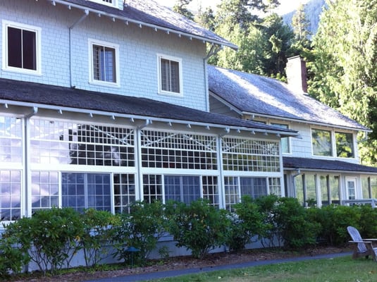 Lake Crescent Lodge by null