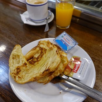Cervecería Padron - Le croissant tosté - Arroceria / Paella Near Me - Madrid, M