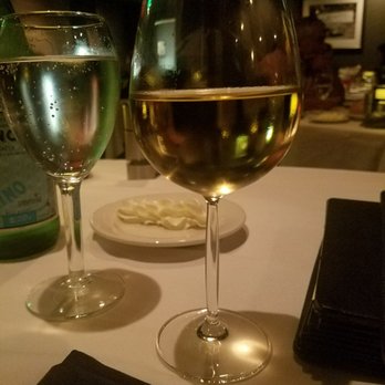 Morton's The Steakhouse - Vino - Steakhouses Near Me - Burbank, California Morton's The Steakhouse - Vino - Steakhouses Near Me - Burbank, California