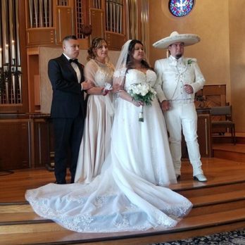 Simply Sweet Memories - Mom Dad and newlyweds - Wedding Planning Near Me Simply Sweet Memories - Mom Dad and newlyweds - Wedding Planning Near Me