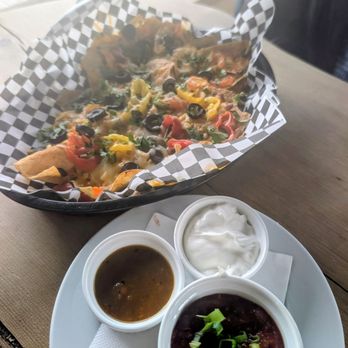 Kaffé 1870 - Veggie nachos - Bars Near Me - Wakefield, Quebec Kaffé 1870 - Veggie nachos - Bars Near Me - Wakefield, Quebec