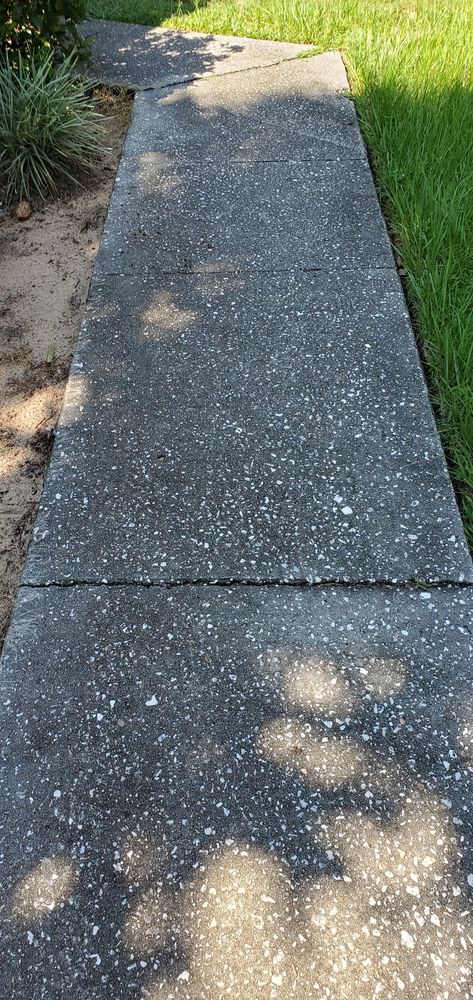 Slide of Under Pressure Pressure Washing