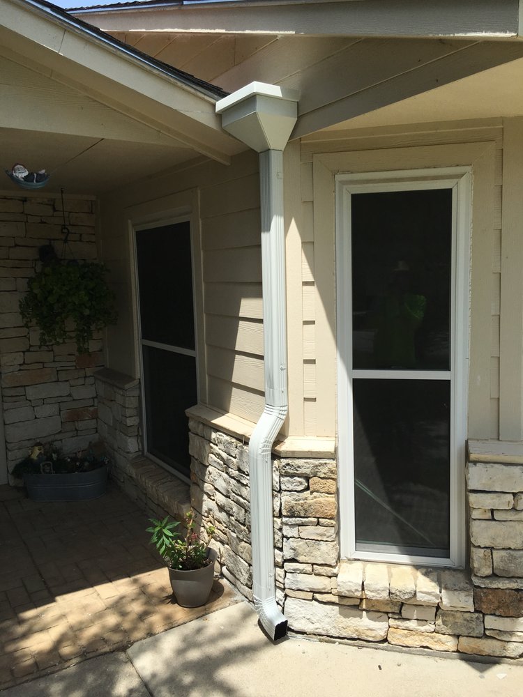 Slide of Quality Seamless Gutters
