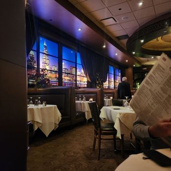 Chicago Prime Steakhouse - Steakhouses Near Me - Schaumburg, Illinois