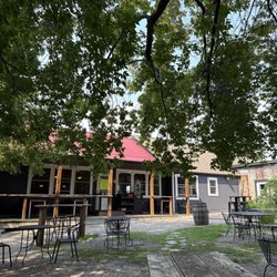 Goat Ridge Brewing Company - Nice patio