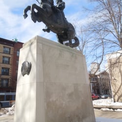 General Pulaski Monument