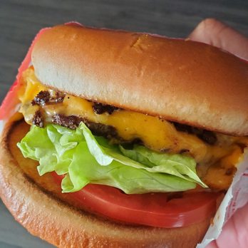 In-N-Out Burger - Double-double burger - Fast Food Near Me - Milpitas, California In-N-Out Burger - Double-double burger - Fast Food Near Me - Milpitas, California