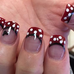 Le Tique Nails & Spa