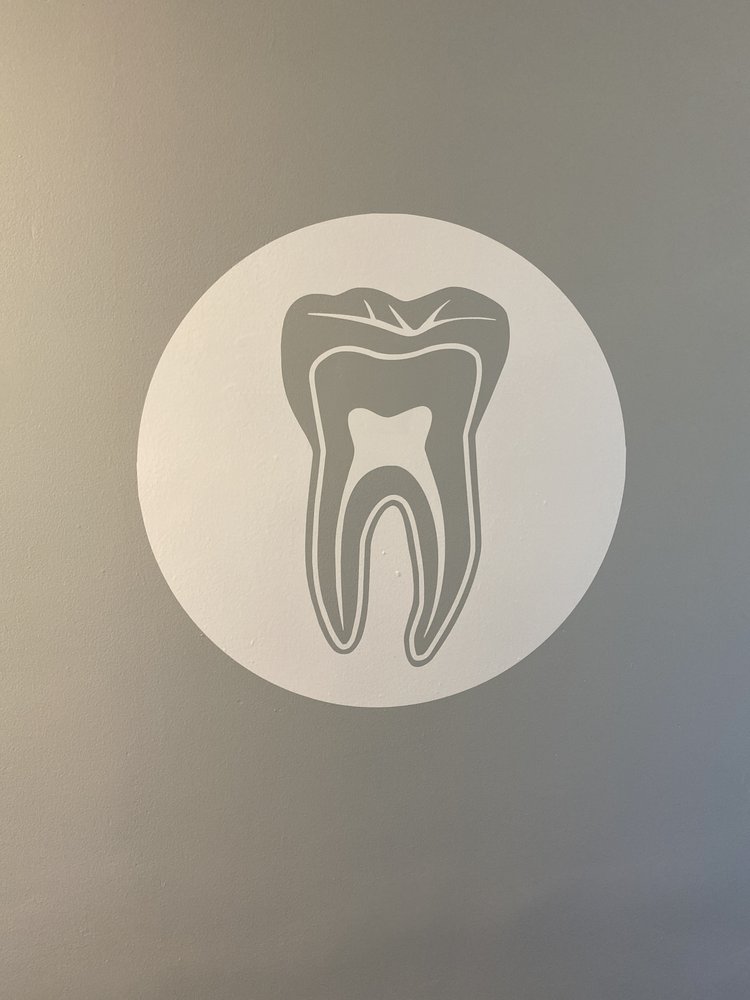 COSMETIC & NATURAL DENTISTRY Updated June 2024 2600 Newburg Rd