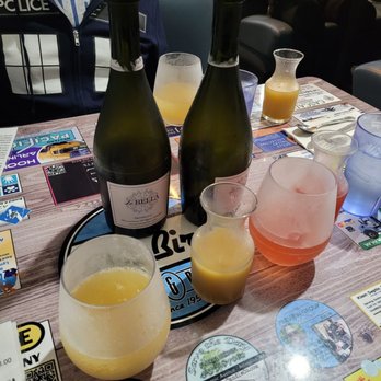 Blue Bird Cafe - Bottomless mimosas - American Near Me - Arlington, Washington