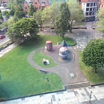 Ulster University - Colleges & Universities Near Me - Belfast, ANT