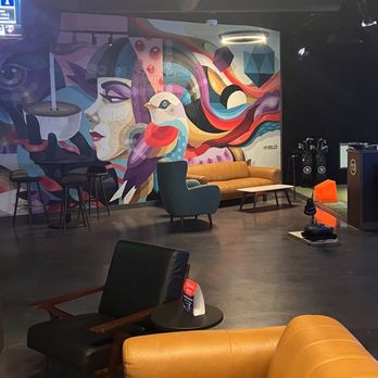 Five Iron Golf - Lounge - Venues & Event Spaces Near Me - Atlanta, Georgia