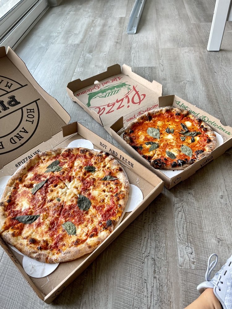Pizza Lupo