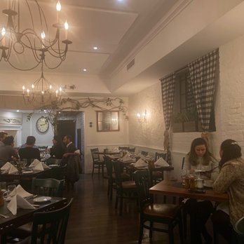 Cellini Italian Restaurant in Midtown Manhattan - Italian Near Me - New York, New York