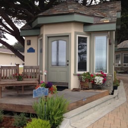 Front view of Seascape (1st Cottage)