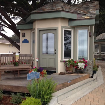Moonstone Cottages - Front view of Seascape (1st Cottage) - Hotels Near Me - Cambria, California