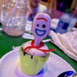 Woody's Backyard BBQ - Forky cupcake