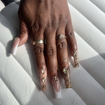 Boss Nail Spa - Excellent service! Fast & friendly! I love my nails Ask for Lyn - Nail Salons Near Me - Norman, Oklahoma