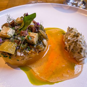 The Harwood Arms - Isle of Wight Tomato
Lovage, Rapeseed Oil and Cornish Crab - Gastropubs Near Me - London, XGL The Harwood Arms - Isle of Wight Tomato
Lovage, Rapeseed Oil and Cornish Crab - Gastropubs Near Me - London, XGL