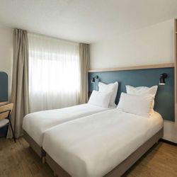 Hotel Carline - Two Single Beds Guest Room