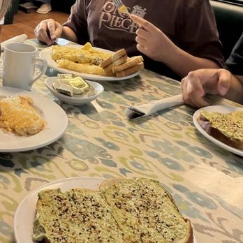 Peach's - Manatee Avenue - Breakfast & Brunch Near Me - Bradenton, Florida Peach's - Manatee Avenue - Breakfast & Brunch Near Me - Bradenton, Florida