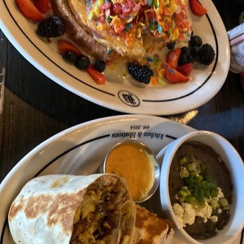 Bosscat Kitchen & Libations - Fruity pebble French toast & breakfast burrito - New American Near Me - Irvine, California Bosscat Kitchen & Libations - Fruity pebble French toast & breakfast burrito - New American Near Me - Irvine, California