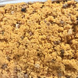 Shantell’s Cocina - Small pan of gandule rice