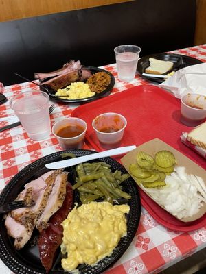 Dozier's BBQ & Meat Market by null