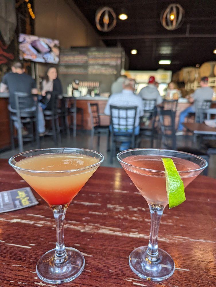 LUCKY BUCKET BREWING COMPANY 75 Photos & 54 Reviews 11941