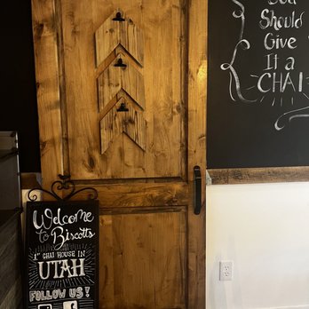 Biscotts Bakery & Cafe - a chalkboard sign - Cafes Near Me - South Jordan, Utah Biscotts Bakery & Cafe - a chalkboard sign - Cafes Near Me - South Jordan, Utah