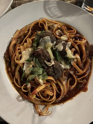 Nosh Restaurant and Wine Lounge by null