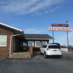 Snow Shoe Truck Stop - Front