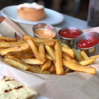 Union Public House - Love the French fries! Perfectly crisp. Side of sriracha aioli. - American Near Me - Tucson, Arizona Union Public House - Love the French fries! Perfectly crisp. Side of sriracha aioli. - American Near Me - Tucson, Arizona