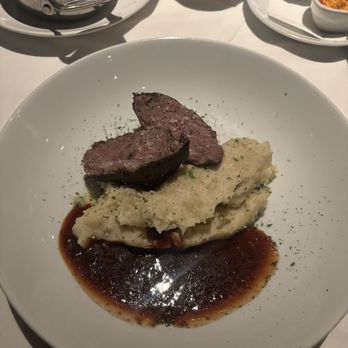 Fleming’s Prime Steakhouse & Wine Bar - Short rib - Steakhouses Near Me - Edgewater, New Jersey