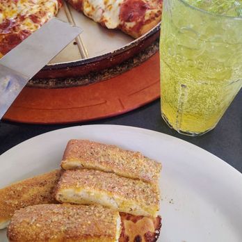 Pizza Hut - Pan pepperoni pizza, cheese sticks, breadsticks, mountain dew - Pizza Near Me - Evanston, Wyoming Pizza Hut - Pan pepperoni pizza, cheese sticks, breadsticks, mountain dew - Pizza Near Me - Evanston, Wyoming