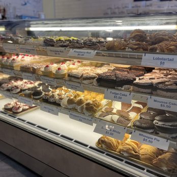 Mike's Pastry - Bakeries Near Me - Cambridge, Massachusetts Mike's Pastry - Bakeries Near Me - Cambridge, Massachusetts