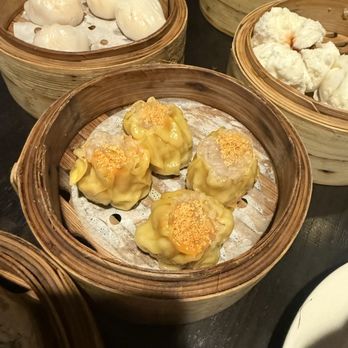 Han Palace - A2. Steamed Pork Dumpling Fresh Crab Roe - Dim Sum Near Me - McLean, Virginia Han Palace - A2. Steamed Pork Dumpling Fresh Crab Roe - Dim Sum Near Me - McLean, Virginia