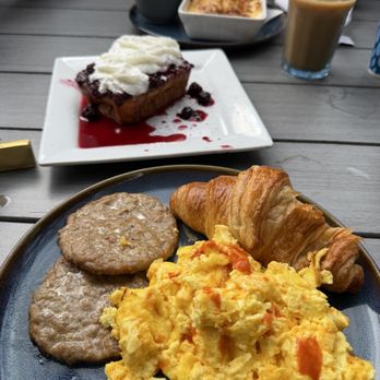 Survey Cafe - The survey breakfast with sausages solid basic breakfast done well- croissant was probably the best part - Southern Near Me - Bonita Springs, Florida Survey Cafe - The survey breakfast with sausages solid basic breakfast done well- croissant was probably the best part - Southern Near Me - Bonita Springs, Florida