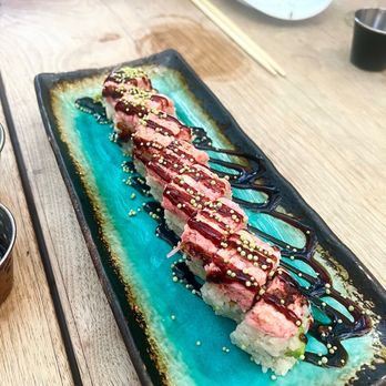 Sushi Lab Rooftop - Matcha Crunch Roll - Japanese Near Me - New York, New York Sushi Lab Rooftop - Matcha Crunch Roll - Japanese Near Me - New York, New York